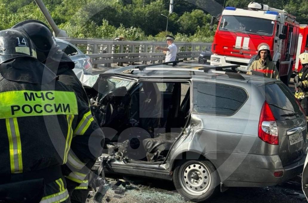 Женщина погибла, дети госпитализированы: история о ДТП в Сочи получила жуткое продолжение