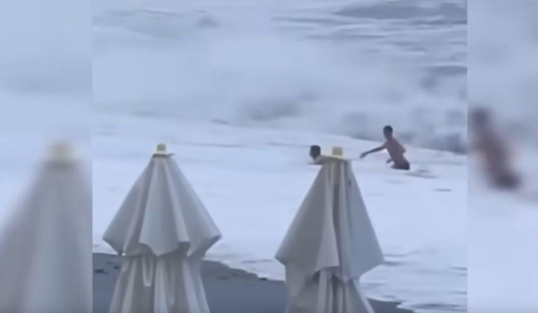 «Когда нас накрыла волна, мы посмеялись»: друг рассказал о трагическом утре в Сочи, когда Диану унесло в море