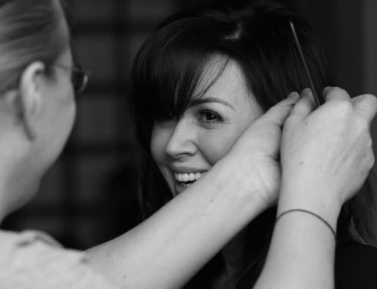 Хоронят в белоснежном гробу: в Москве прошла церемония прощания со знаменитой актрисой Анастасией Заворотнюк