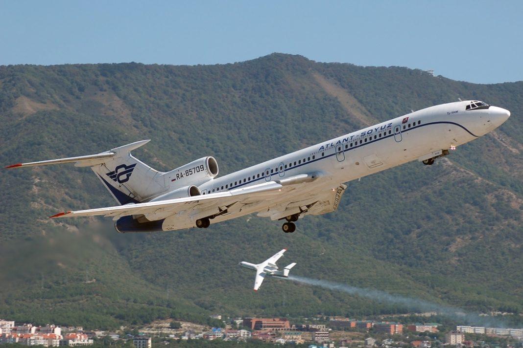 52 года со дня первого полета Ту-154 в Сочи: история легендарного советского авиалайнера