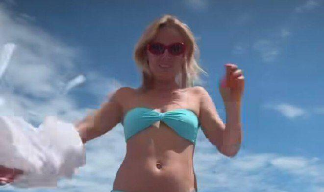 Янина Студилина, отдыхающая в Сочи, обнажилась на камеру