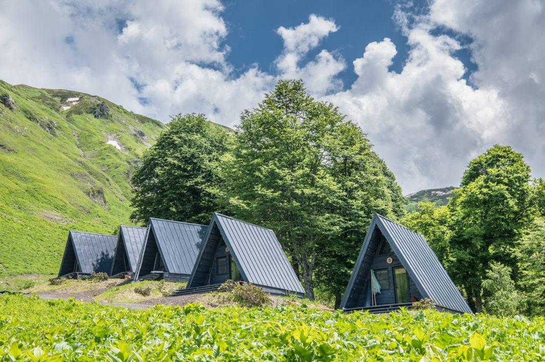 Уникальный горный кемпинг в Сочи откроется в июле