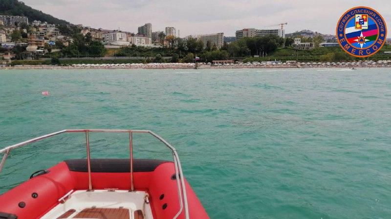 Первенство Сочи по плаванию на открытой воде прошло успешно: за ним пристально наблюдали спасатели на«Кальмаре»