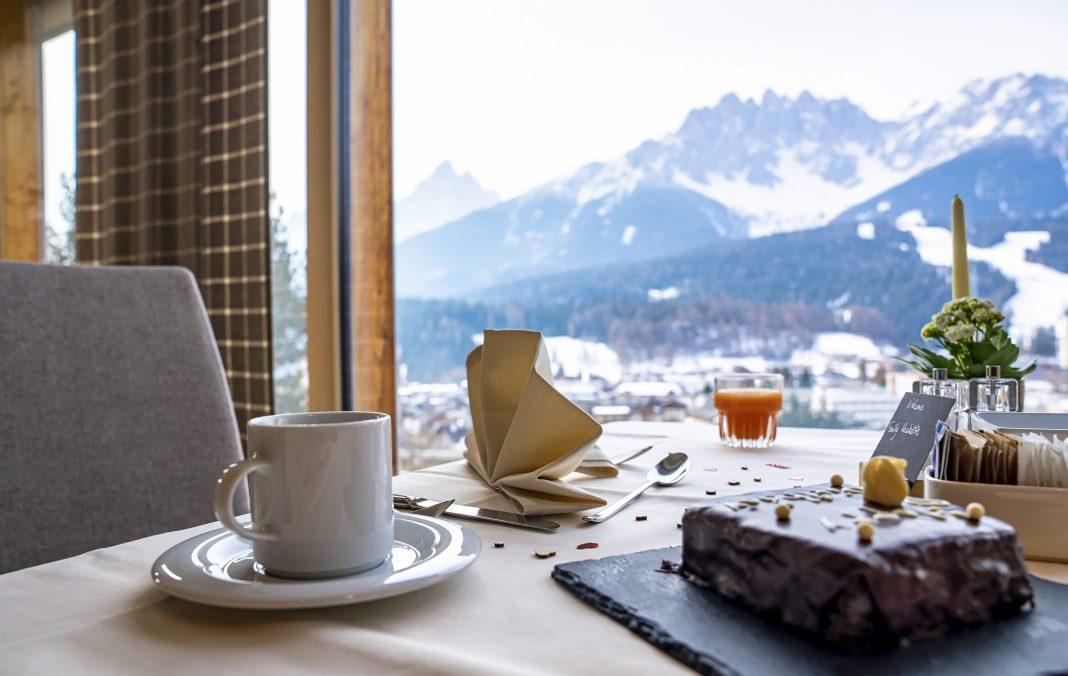 У моря слишком жарко, горы — лучше: в Красной Поляне турпоток увеличился на 10%