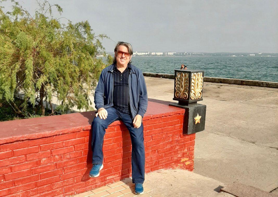 «Просто трындец»: Лоза пожаловался на бесконечные «перегретые» пробки до Сочи