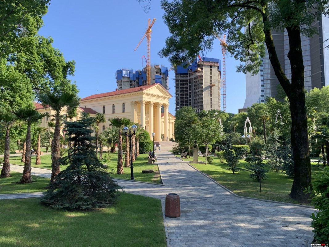 Больше не поеду в Сочи: туристка рассказала о проблемах и разрухе на курорте