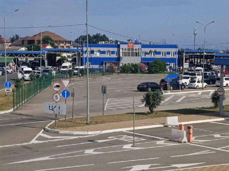 В Сочи планируют расширить КПП Адлера