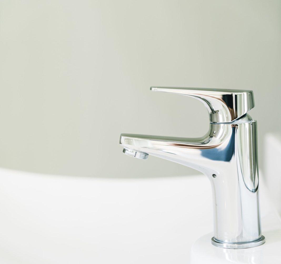 Полмесяца без душа: эти улицы в Сочи останутся без горячей воды