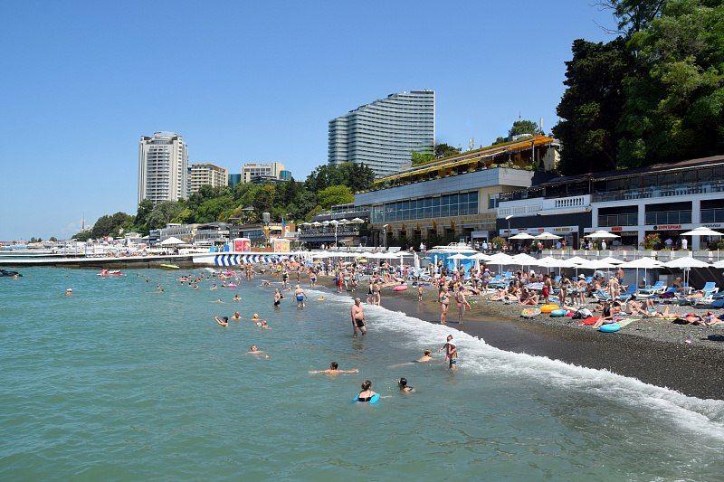 Где в августе дешевле, чем в Сочи: АТОР составил список самых бюджетных курортов