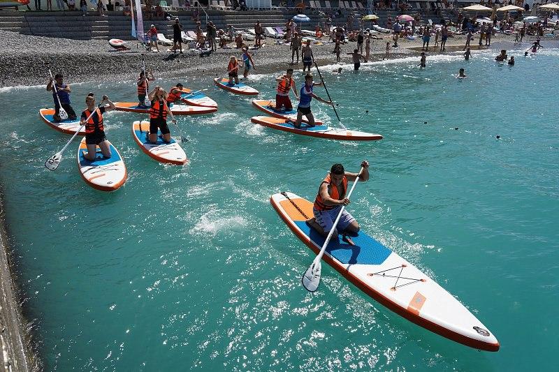 МЧС назвал сап-борды самым опасным развлечением в Черном море