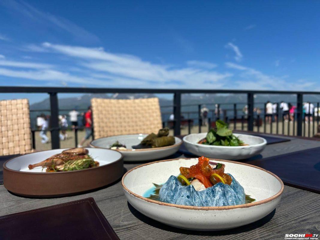 Почувствуйте вкус юга: в горах Сочи открылся гастрономический фестиваль