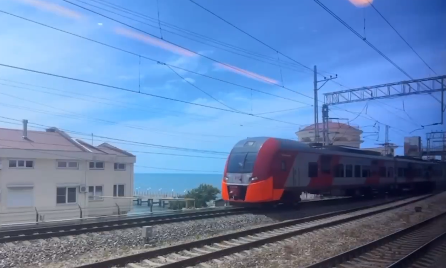 Дополнительные вечерние поезда на маршруте Имеретинский Курорт — Роза Хутор