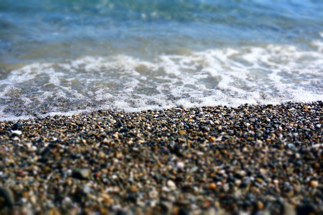 Аэропорт Сочи работает в штатном режиме несмотря на непогоду, но могут быть изменения