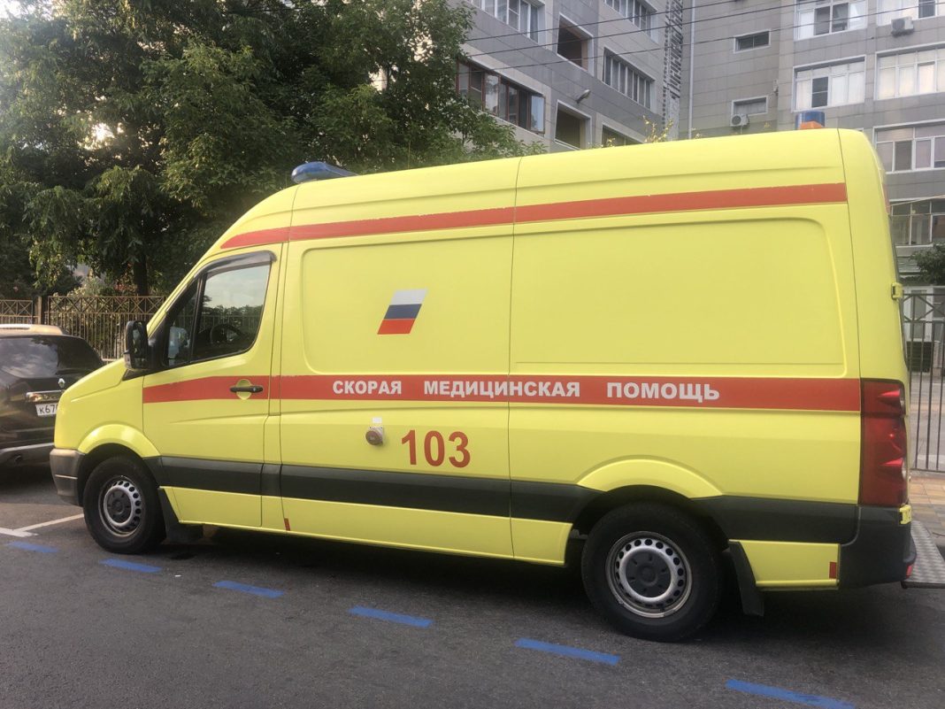 Авария на Батумском шоссе в Сочи: в ДТП пострадал пожилой водитель «Шестëрки»