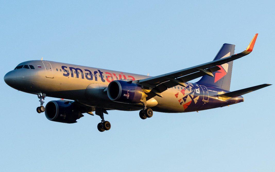 Авиакомпания уволила пилота самолета после касания хвостом ВПП в Сочи