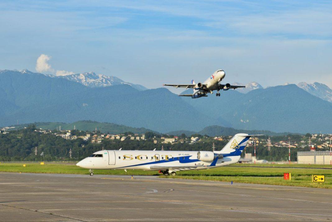 Пытались ослепить пилота: в Сочи произошло ЧП с самолётом на рейсе «Киров — Сочи»