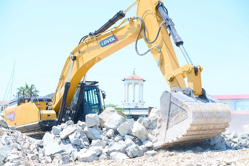 Центральную набережную Сочи защитят от размывания