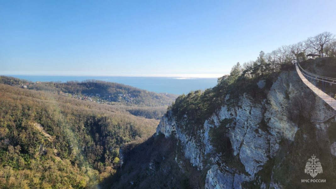 Две туристки из Петербурга заблудились у «Орлиных скал» в Сочи
