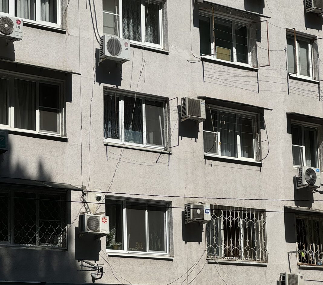 Пять жителей Адлерского района Сочи привлечены к ответственности за нарушение правил регистрации