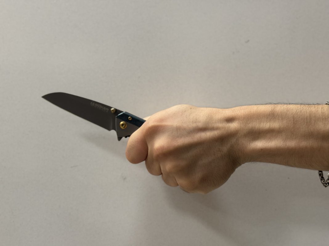 Уголовное дело открыли в Сочи: женщина уверяет, что агрессивный таксист угрожал ей ножом