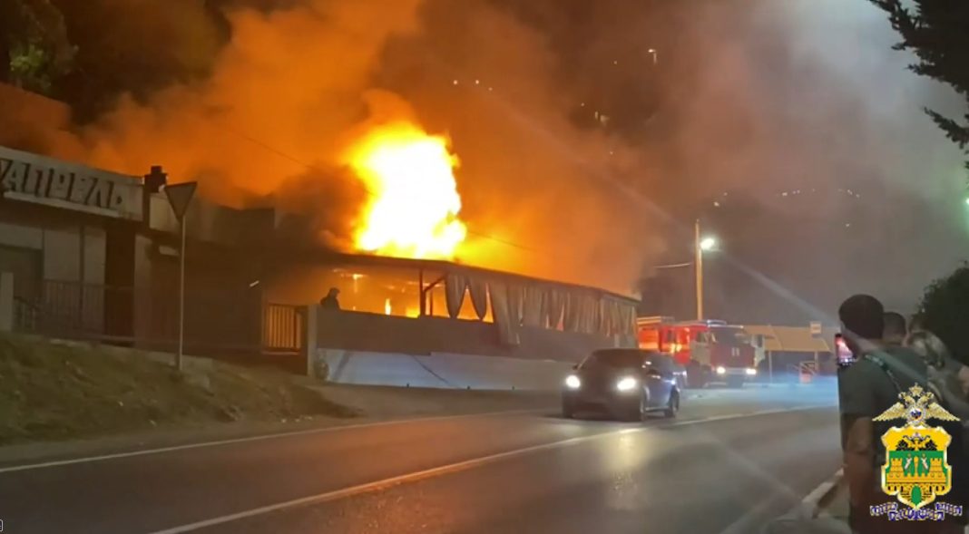 Пламенная месть не по адресу: житель Новороссийска ошибся и сжег не то кафе в Сочи