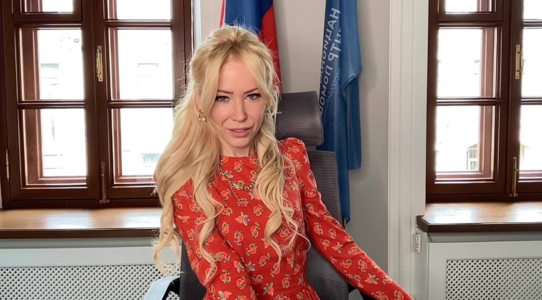 «Очень дорого»: Екатерина Мизулина посетила магазины с канцелярией в Сочи