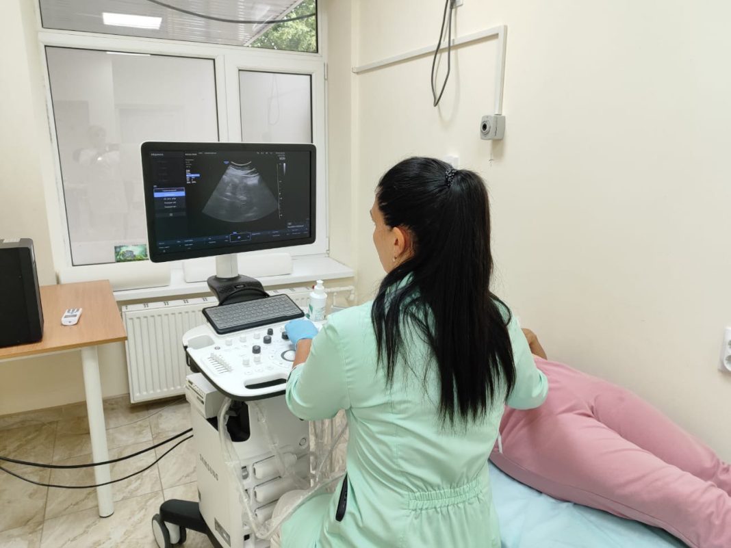 Новое УЗИ-оборудование спасло жизнь 12-летней девочки в Крымской ЦРБ