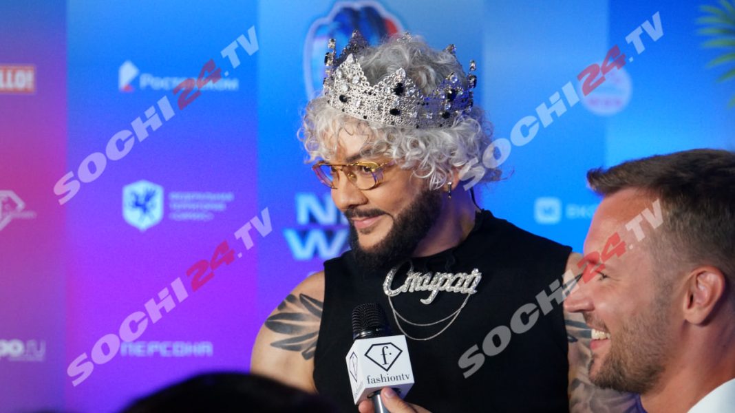 Школьные скандалы и пародии на отца: Киркоров признался, как реагирует на выходки дочери