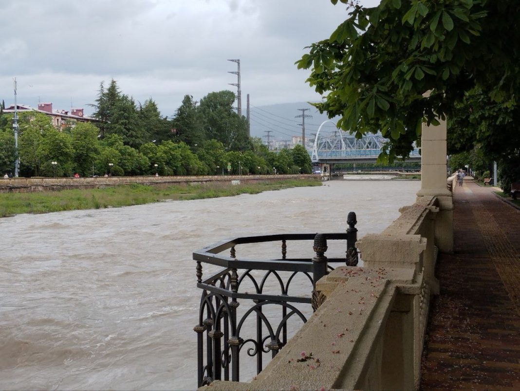 Ждать ли наводнений: синоптики поделились актуальными сведениями об уровне воды в реках Сочи