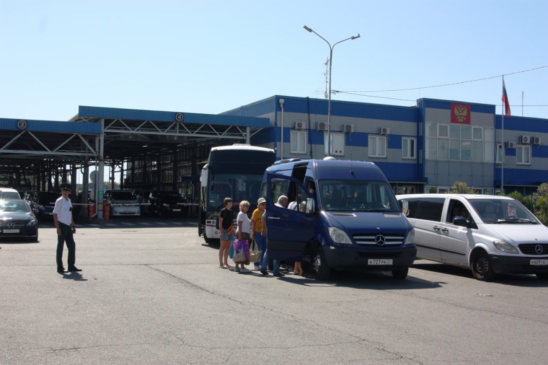 Рекордный поток через МАПП Адлер: нагрузка возросла в семь раз