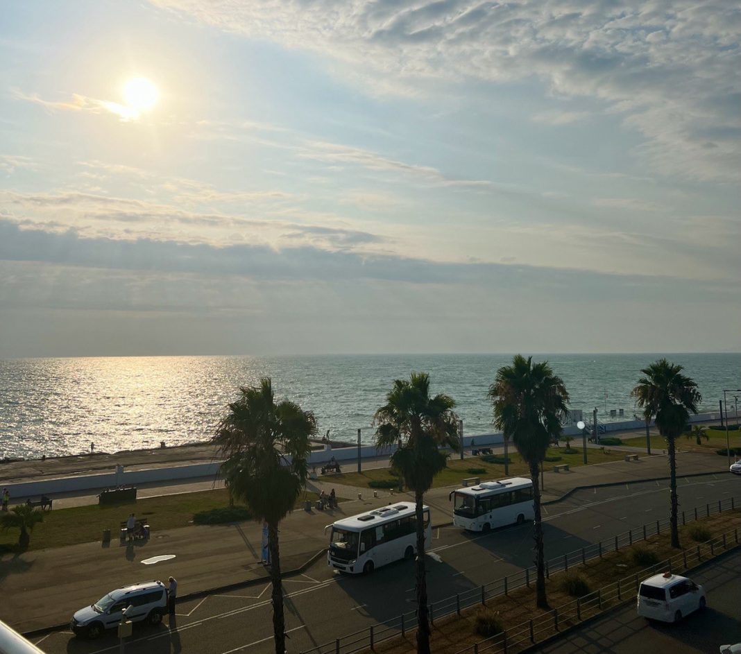 В бархатный сезон россияне стали чаще выбирать для отдыха Дальний Восток и Краснодарский край