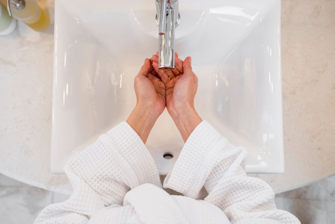 Жители Лазаревского района Сочи могут остаться без важного ресурса: поврежден крупный водовод