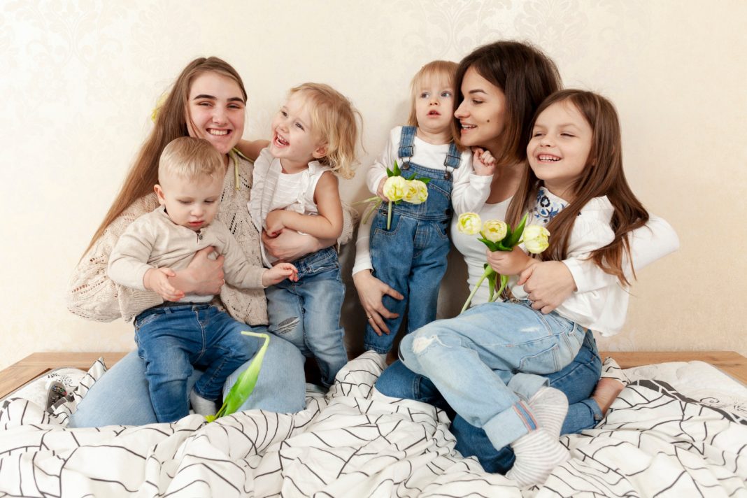 Предъявите QR-код: «Госуслуги» облегчат жизнь многодетным