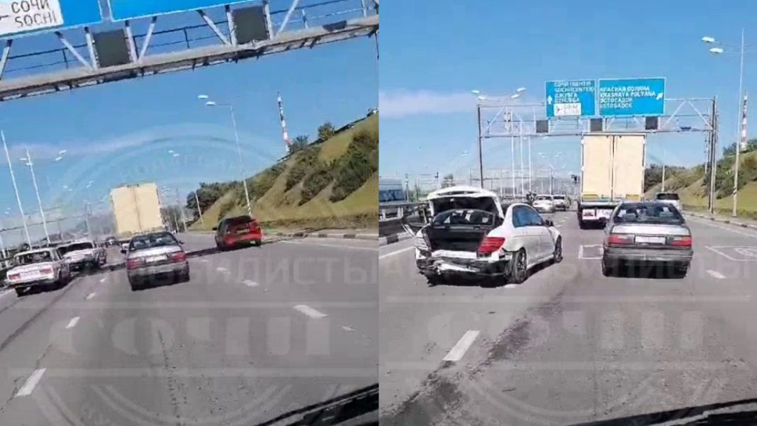 Семь машин столкнулись на Адлерской объездной: движение затруднено