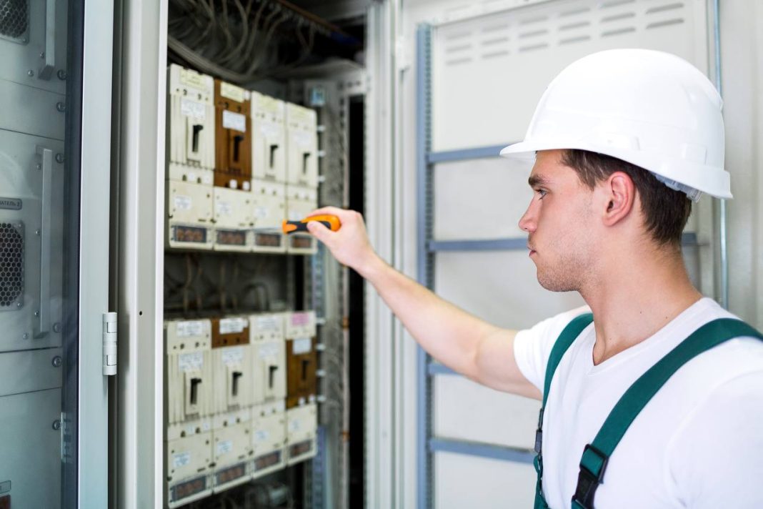 Заявления на семь УК подали в полицию в Сочи из-за долга в 340 млн