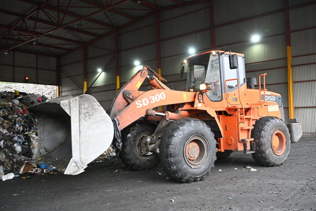 Сортировочную площадку на Водораздельной в Сочи освободят от отходов до конца года