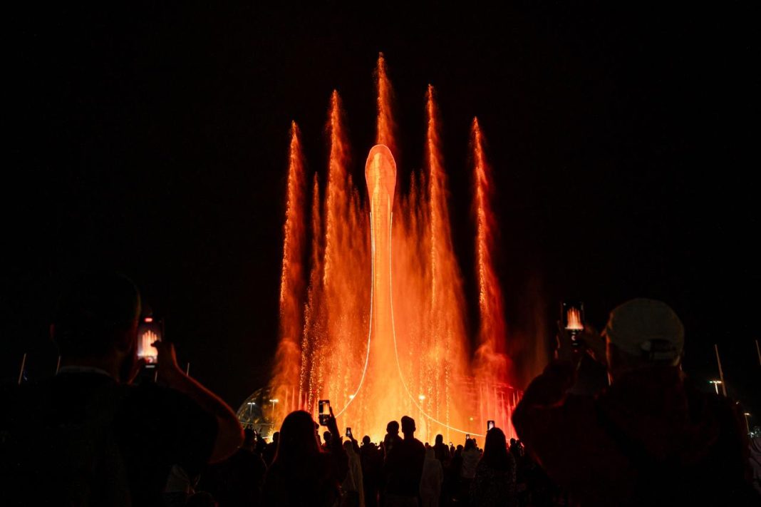 Поющий фонтан в Олимпийском парке закрывается на профилактику