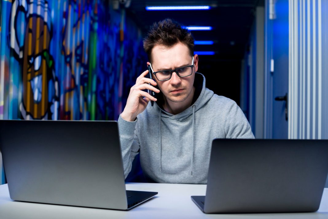 Мошенники активизируются: ВТБ предупреждает о росте кибератак на «черную пятницу»