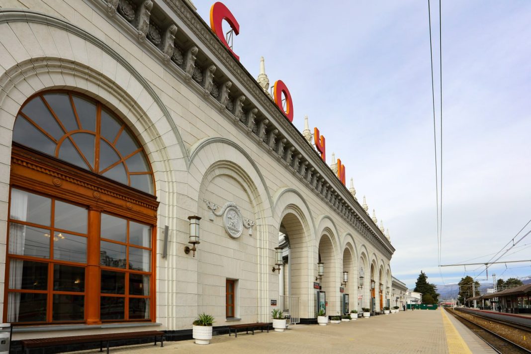 Ж/д вокзалы Сочи и Адлера стали лидерами по количеству перевезенных пассажиров