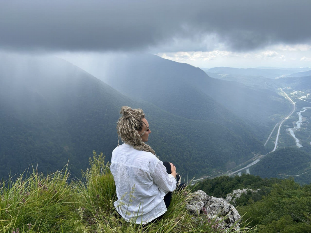 «Бери детей и приезжай! Я не вернусь»: как семья из Кургана нашла новую жизнь в Сочи
