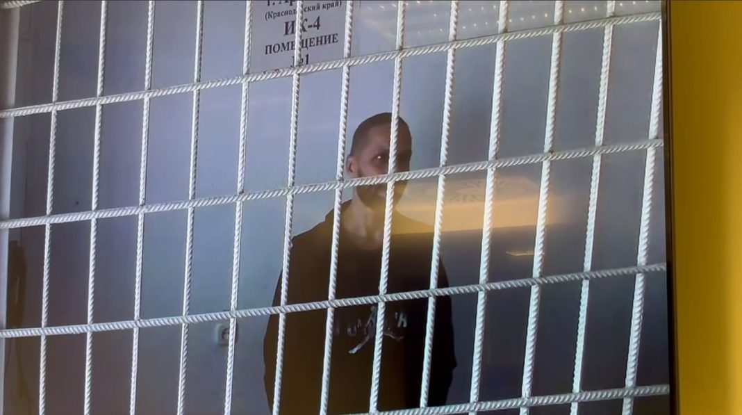 Суд ужесточил приговор сочинскому блогеру-сыроеду до 10 лет за гибель ребенка