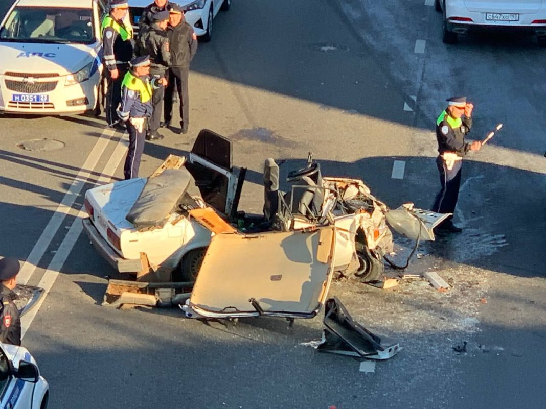 От машины практически ничего не осталось: страшная авария произошла на Краснодарском кольце в Сочи