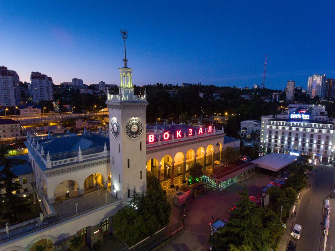 Сервис и логистика: как Сочи готовится к наплыву туристов