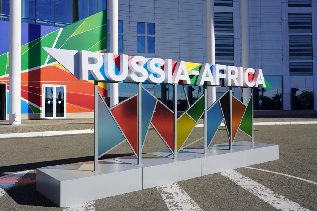 Мэр Сочи встретился с делегацией Сьерра-Леоне