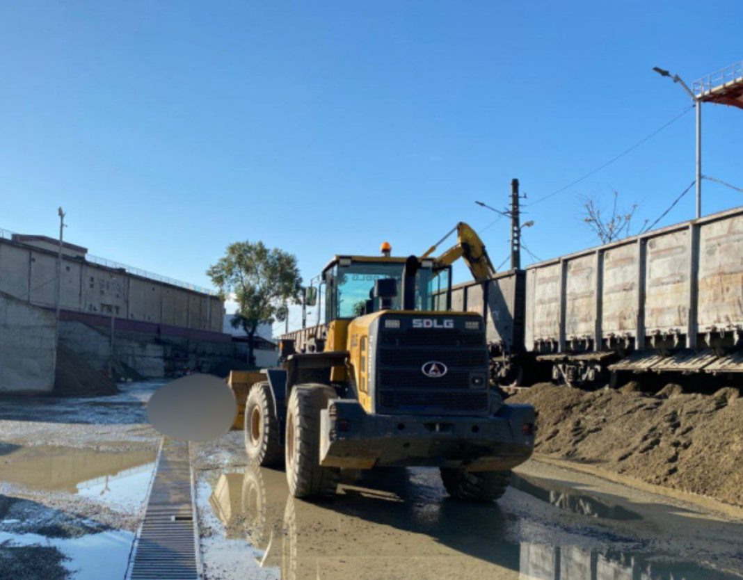 Трагедия в Сочи: мужчина пришел устраиваться на работу и погиб под колесами грейдера