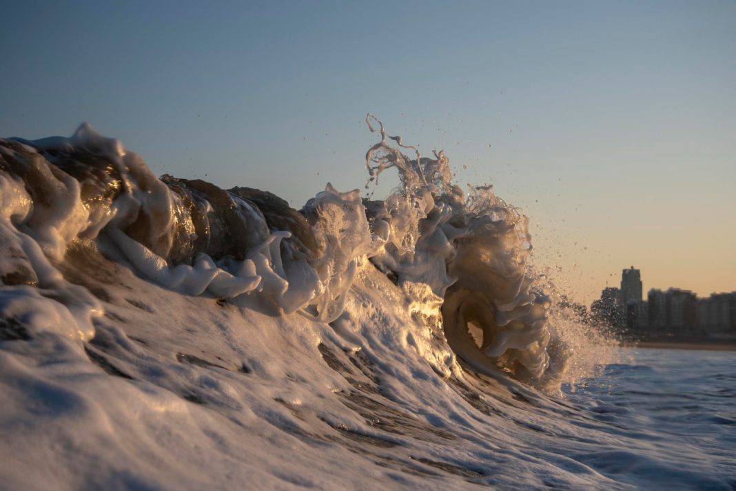 Снег, дождь и волнение моря: экстренные службы рассказали об опасной погоде в Сочи