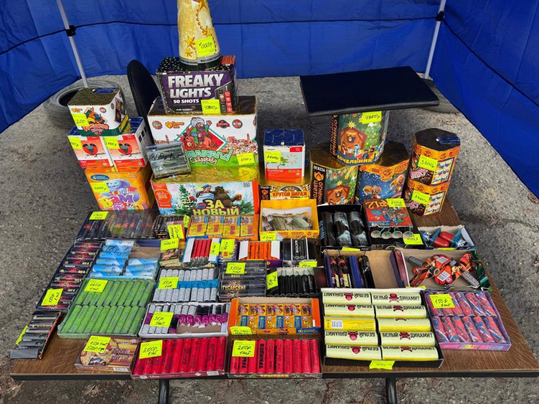 Городской зимний штаб Сочи призывает отказаться от пиротехники в праздники