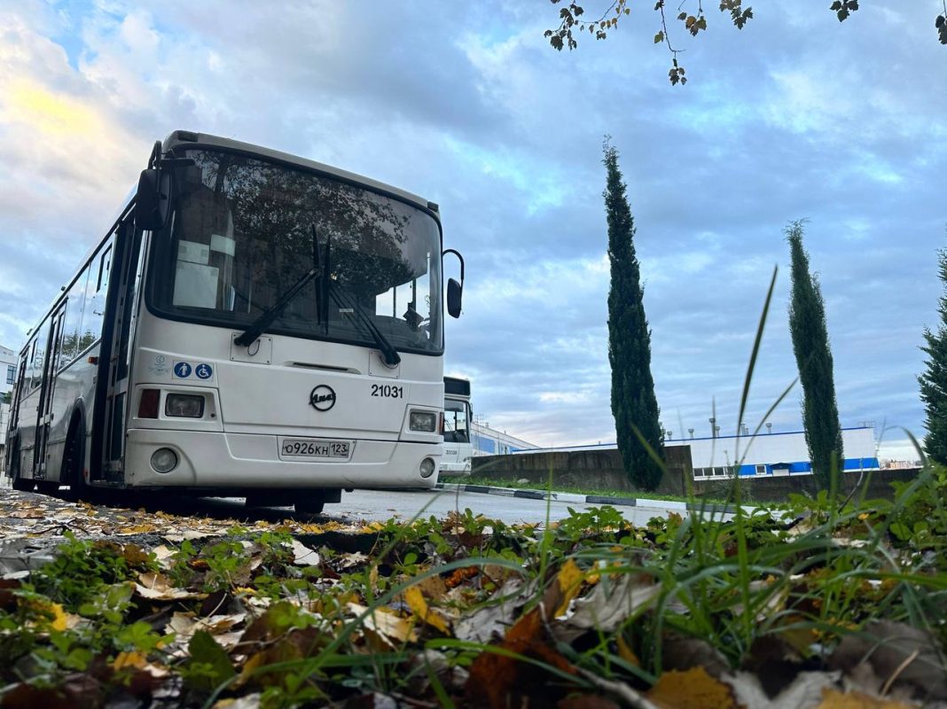 Оползни у Прогресса: пассажирам маршрута №121 в Сочи предложили дополнительный транспорт