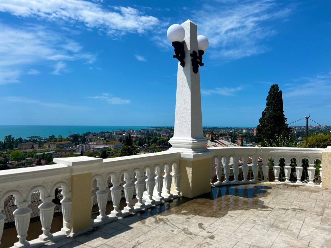 Россия может снять ограничения на туры в Абхазию