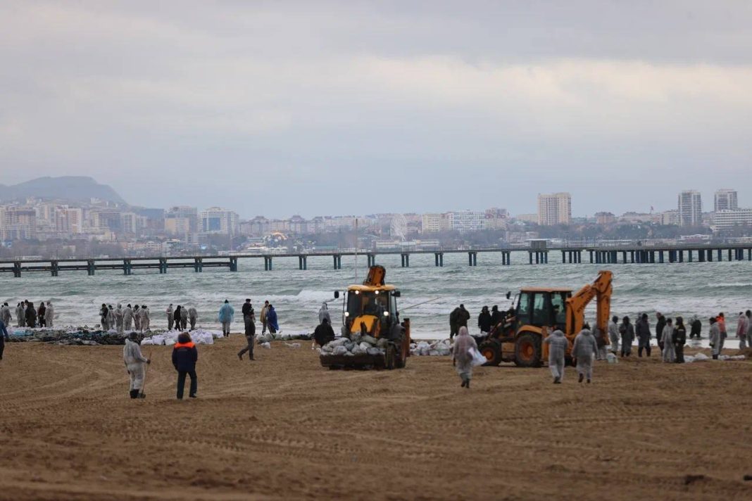 ЧП с танкерами в Черном море: что будет с турбизнесом Краснодарского края